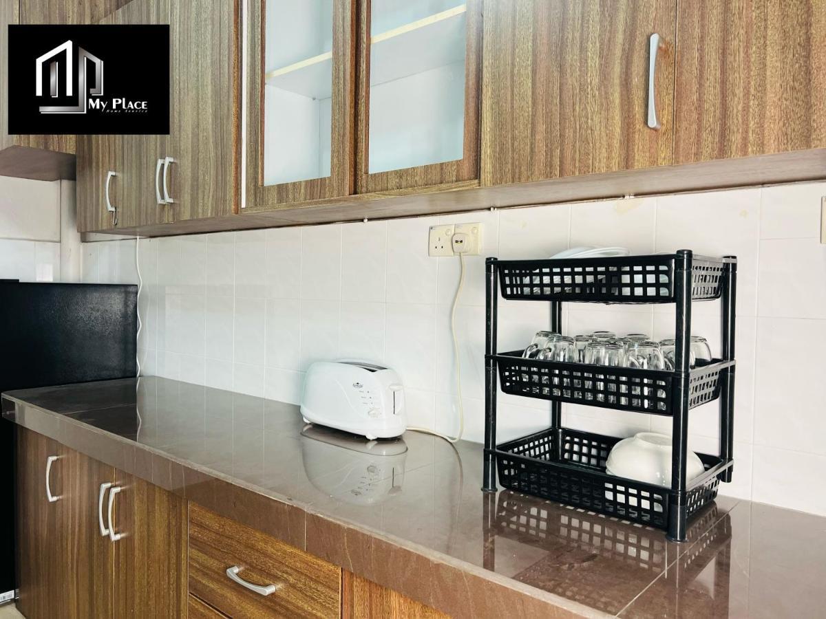 2 Storey 5Br 16Pax Semabok Taman Cheng Ho, 3 By Myplace Malacca Exterior photo
