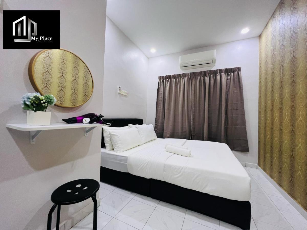 2 Storey 5Br 16Pax Semabok Taman Cheng Ho, 3 By Myplace Malacca Exterior photo